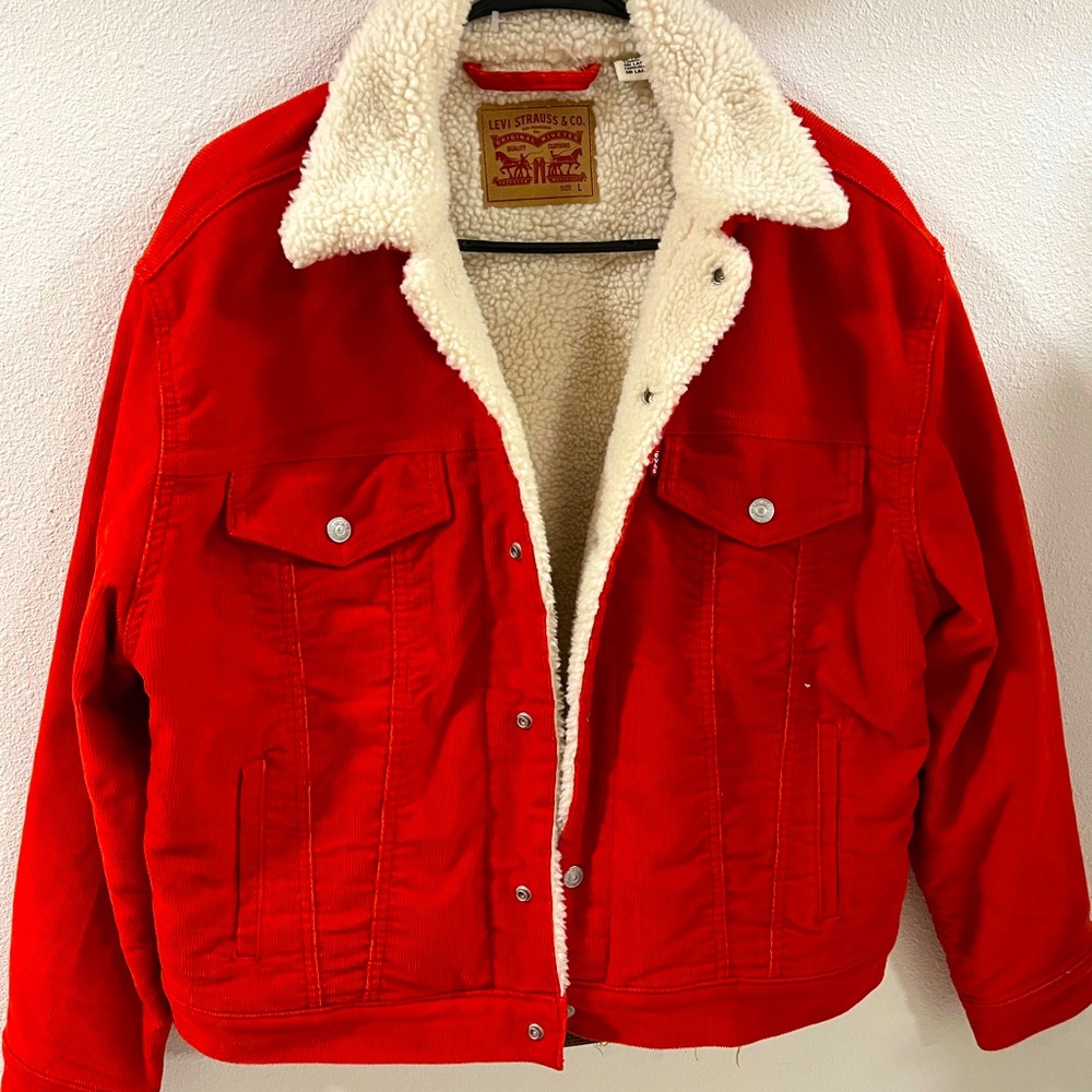 LEVIS RED CORDUROY WOMENS SHERPA LINED TRUCKER JACKET SIZE L